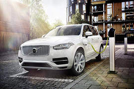 新世代《Volvo XC90》瑞典首都亮麗登場 新世代《Volvo XC90》瑞典首都亮麗登場