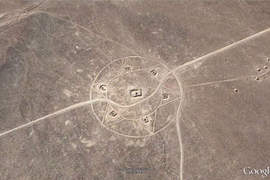 網友搜集「最神秘」Google Earth衛星照 這些謎之圖案究竟是.... 網友搜集「最神秘」Google Earth衛星照 這些謎之圖案究竟是....