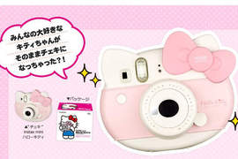 《Hello Kitty》40 週年紀念限定版拍立得 整顆貓頭也太可愛了 《Hello Kitty》40 週年紀念限定版拍立得 整顆貓頭也太可愛了