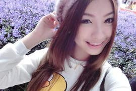 益燕(Aik Ye)正妹手帕交之來自大馬的薰衣草美女 益燕(Aik Ye)正妹手帕交之來自大馬的薰衣草美女