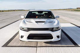 馬力707匹《Dodge Charger SRT Hellcat》地表最強房車? 馬力707匹《Dodge Charger SRT Hellcat》地表最強房車?