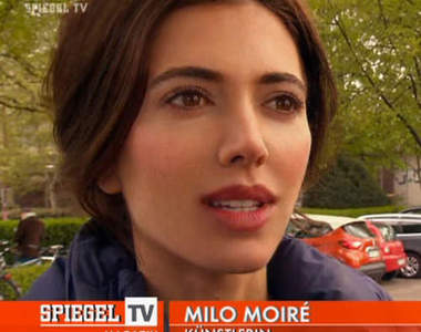 真人版青蛙下蛋 藝術家Milo Moire又一驚人創作 真人版青蛙下蛋 藝術家Milo Moire又一驚人創作