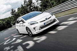創紀錄《Toyota Prius PHV》竟然也要挑戰紐柏林賽道? 創紀錄《Toyota Prius PHV》竟然也要挑戰紐柏林賽道?