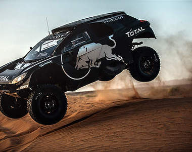 越野雄獅《Peugeot 2008 DKR16》一年不見竟然長大了? 越野雄獅《Peugeot 2008 DKR16》一年不見竟然長大了?