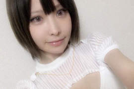 《開胸衣姬》天生就適合穿這套衣服的美女みゃこ 《開胸衣姬》天生就適合穿這套衣服的美女みゃこ