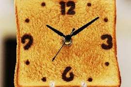 超誘人的《吐司時鐘》這裡真的不是食品工廠嗎? 超誘人的《吐司時鐘》這裡真的不是食品工廠嗎?