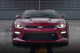 新世代《Chevrolet Camaro》大黃蜂進化登場 新世代《Chevrolet Camaro》大黃蜂進化登場