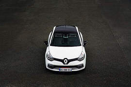 《Renault Clio RS 220 Trophy EDC》日內瓦身手進化 《Renault Clio RS 220 Trophy EDC》日內瓦身手進化