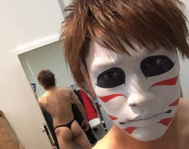 《白肌男子》肌膚白皙的日本名人怎麼可以沒有樽美酒咧wwww(誤) 《白肌男子》肌膚白皙的日本名人怎麼可以沒有樽美酒咧wwww(誤)