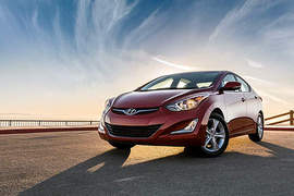 2016年式《Hyundai Elantra》揪竟有什麼不一樣呢? 2016年式《Hyundai Elantra》揪竟有什麼不一樣呢?
