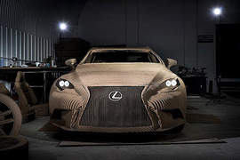 紙做的《Lexus IS》竟然還可以真的開上路? 紙做的《Lexus IS》竟然還可以真的開上路?