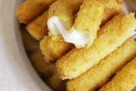 熱量不高滿足感高的《吐司起司條》低成本也能出好料裡 熱量不高滿足感高的《吐司起司條》低成本也能出好料裡