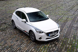 動感小可愛《Mazda2 Sport Black》酷黑勁裝英國上身 動感小可愛《Mazda2 Sport Black》酷黑勁裝英國上身