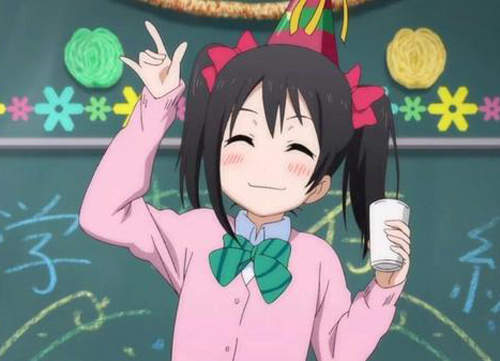 《韓國LoveLiver集資慶生》妮可生日攻佔首爾車站　集體下跪潮要來了嗎？