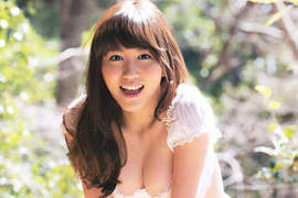 《大場美奈的寫真夜現場》藏不住的豐滿北半球曲線 《大場美奈的寫真夜現場》藏不住的豐滿北半球曲線
