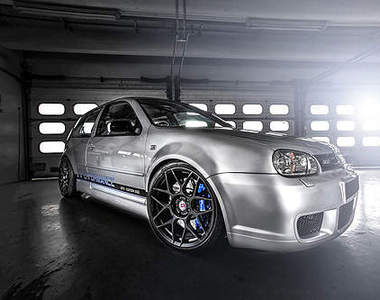 馬力550匹《VW Golf R32》老當益壯還要再進化 馬力550匹《VW Golf R32》老當益壯還要再進化