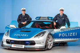 《Chevrolet Corvette》化身警車不會太犯規嗎? 《Chevrolet Corvette》化身警車不會太犯規嗎?