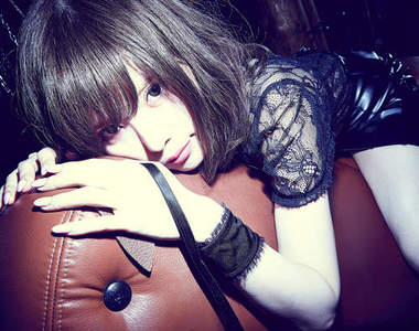 最可愛媽咪《益若翼》性感大解放 推出時尚エロ寫真集♥ 最可愛媽咪《益若翼》性感大解放 推出時尚エロ寫真集♥