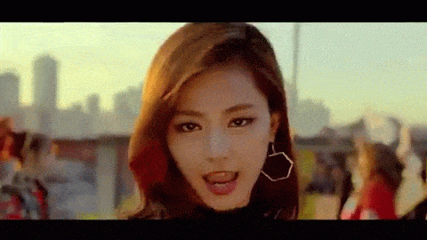 TWICE《周子瑜》是《雪炫》接班人?母胎美人的魅力讓你一眼就著迷 - 圖片11