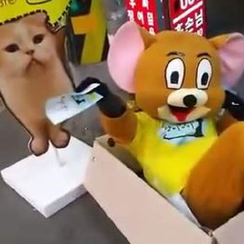 《發傳單的正確方式》原來要跩跩的才有人理你www