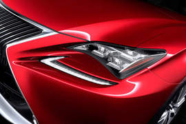 渦輪上身《Lexus RC 200t》預約2015年底前開賣 渦輪上身《Lexus RC 200t》預約2015年底前開賣