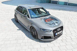 《Audi RS3 Sportback》還有哪裡可以換成碳纖維呢 《Audi RS3 Sportback》還有哪裡可以換成碳纖維呢