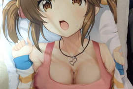 《巨乳愛梨3D抱枕實測》有這個可以揉就夠了 我才不需要女朋友呢~~ 《巨乳愛梨3D抱枕實測》有這個可以揉就夠了 我才不需要女朋友呢~~
