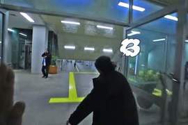 《向韓國人High Five》有人看到擊掌就跑是怎回事(°Д°) 《向韓國人High Five》有人看到擊掌就跑是怎回事(°Д°)