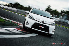 小鴨使壞《Toyota Yaris》為的是慶祝WRC參戰? 小鴨使壞《Toyota Yaris》為的是慶祝WRC參戰?