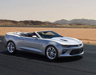 新世代《Chevrolet Camaro Convertible》大黃蜂上空進化 新世代《Chevrolet Camaro Convertible》大黃蜂上空進化