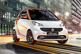 《Smart Fortwo Edition Flashlight Cabrio》小聰明特仕登場 《Smart Fortwo Edition Flashlight Cabrio》小聰明特仕登場