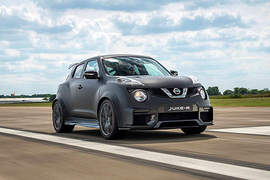 戰鬥休旅《Nissan Juke-R 2.0》這回要打造幾輛呢? 戰鬥休旅《Nissan Juke-R 2.0》這回要打造幾輛呢?