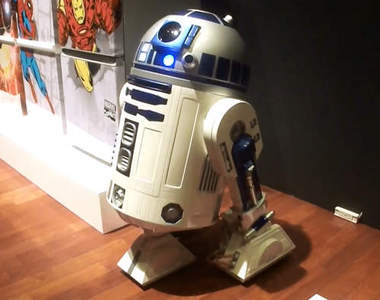 自走式《R2-D2冰箱》好想在家裡養一隻>///< 自走式《R2-D2冰箱》好想在家裡養一隻>///<