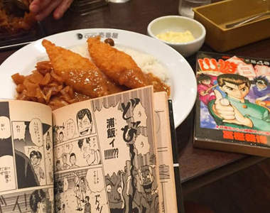 《漫畫喫茶化的連鎖咖哩店》進來就無法離開惹ww(坐定) 《漫畫喫茶化的連鎖咖哩店》進來就無法離開惹ww(坐定)