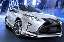 Modellista也改《Lexus RX》哪套勁裝比較好看呢? Modellista也改《Lexus RX》哪套勁裝比較好看呢?