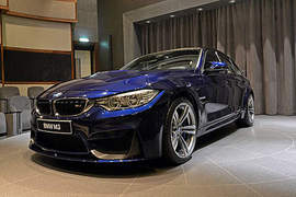 戰鬥勁裝加持《BMW M3》阿布達比展間殺氣現身 戰鬥勁裝加持《BMW M3》阿布達比展間殺氣現身