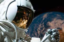 《Google Lunar XPrize 登月競賽》美國與日本隊決定在月球比一場賽車 《Google Lunar XPrize 登月競賽》美國與日本隊決定在月球比一場賽車