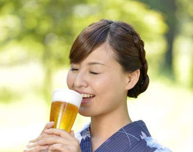 《日本酒類廣告新規定》喝酒禁止咕嚕咕嚕 會不會管太多了啊? 《日本酒類廣告新規定》喝酒禁止咕嚕咕嚕 會不會管太多了啊?