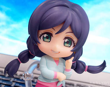 LoveLive!《東條希練習服黏土人》拿著攝影機是想偷拍誰呢 (笑) LoveLive!《東條希練習服黏土人》拿著攝影機是想偷拍誰呢 (笑)