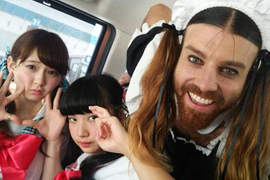 《專訪少女偶像團體LADYBABY》永遠5歲的鬍子正妹Ladybeard破綻百出? 《專訪少女偶像團體LADYBABY》永遠5歲的鬍子正妹Ladybeard破綻百出?