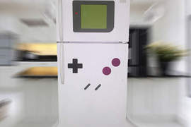 《Game Boy冰箱》只要幾片磁鐵就能把冰箱變成遊戲機 《Game Boy冰箱》只要幾片磁鐵就能把冰箱變成遊戲機
