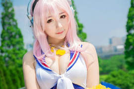 《宅宅愛COser》大歐派妹三刀刀刀刕也是位可愛的開胸衣姬❤ 《宅宅愛COser》大歐派妹三刀刀刀刕也是位可愛的開胸衣姬❤