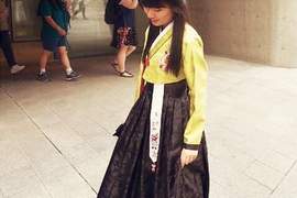 《穿韓服上班的奇女子》這OL感覺氣場超強的阿 《穿韓服上班的奇女子》這OL感覺氣場超強的阿