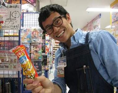 《沒有客人上門的店》店長的笑容有股淡淡的哀傷…… 《沒有客人上門的店》店長的笑容有股淡淡的哀傷……