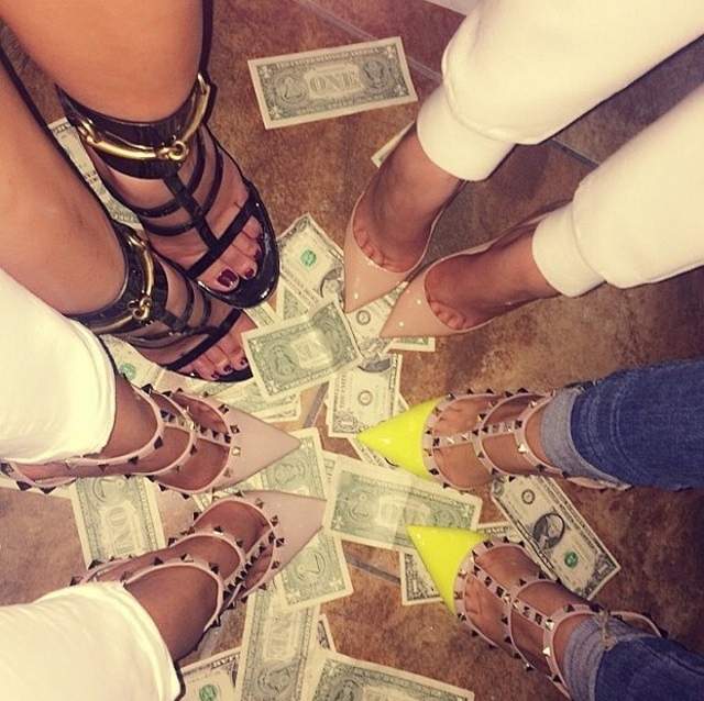 《杜拜富二代炫富IG》我們真的住在同一個地球上嗎啊啊啊(顫抖) 《杜拜富二代炫富IG》我們真的住在同一個地球上嗎啊啊啊(顫抖)