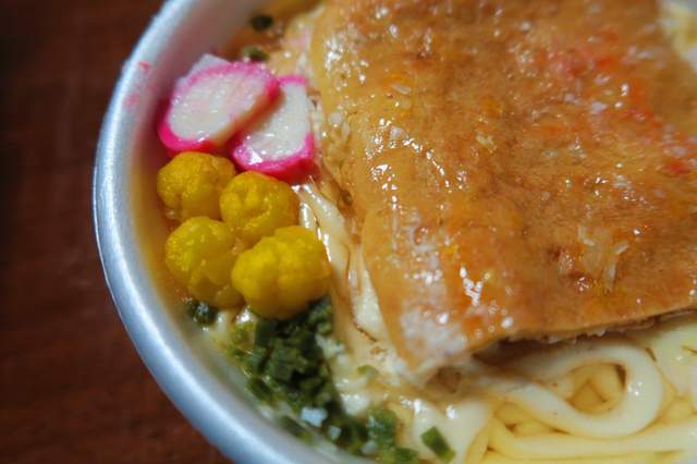 完全再現《泡麵蛋糕》視覺味覺大錯亂默默成了一種流行嗎ww