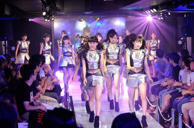 《跟偶像一起溫泉旅行》原來這種看似不可能的機會只要買CD就可以? 《跟偶像一起溫泉旅行》原來這種看似不可能的機會只要買CD就可以?