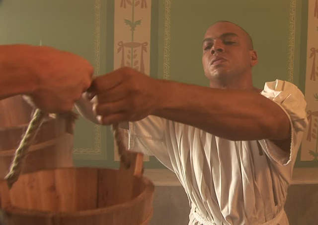 《羅馬人的屎尿妙用》施肥可以理解但美白牙齒？？？