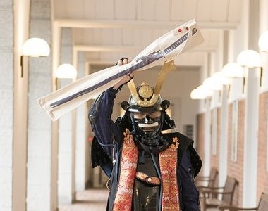 雨傘用《刀劍傘袋》背著就可以感覺自己是武士一樣過乾癮 雨傘用《刀劍傘袋》背著就可以感覺自己是武士一樣過乾癮