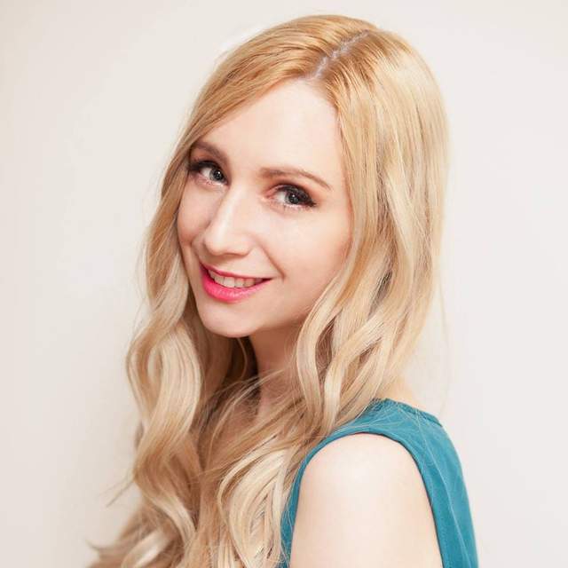 超羨慕《加拿大藝術家Agnes Garbowska》開放粉絲點圖創作日本動畫角色